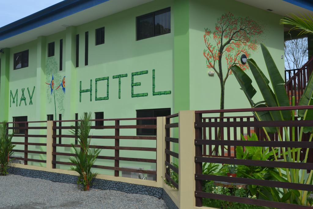 Mavi Surf Hotel Dominical Exterior photo