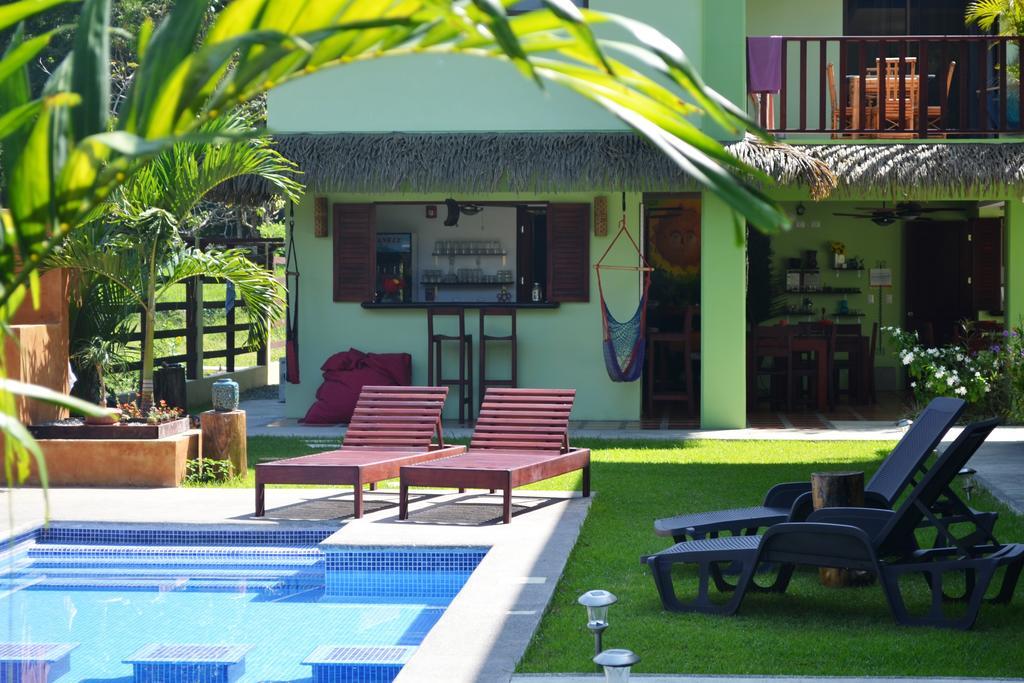 Mavi Surf Hotel Dominical Exterior photo