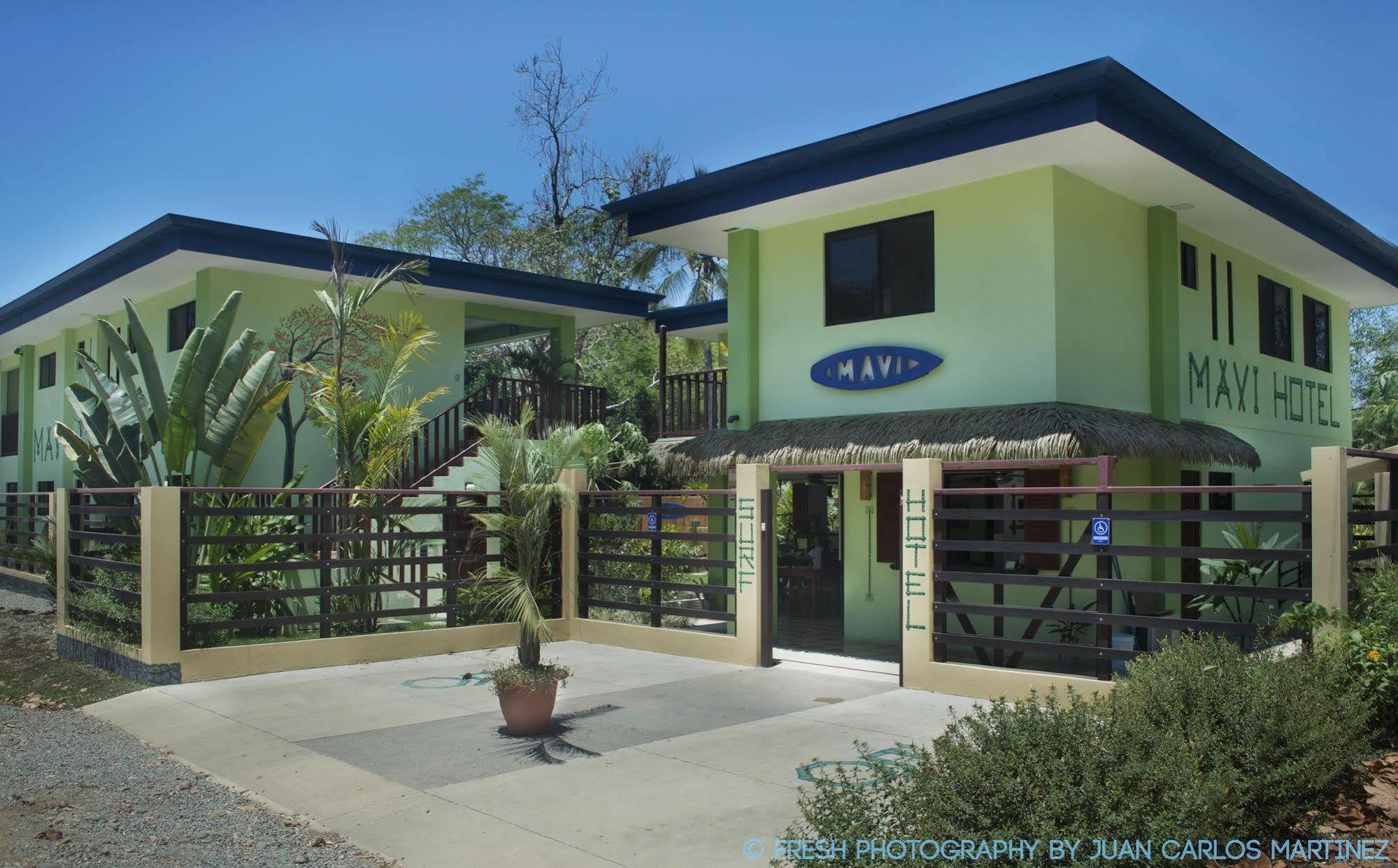 Mavi Surf Hotel Dominical Exterior photo